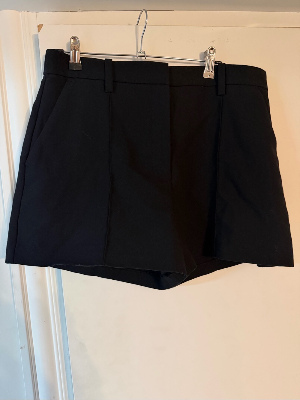 Ambercrombie & Fitch Black Women's Tailored Shorts